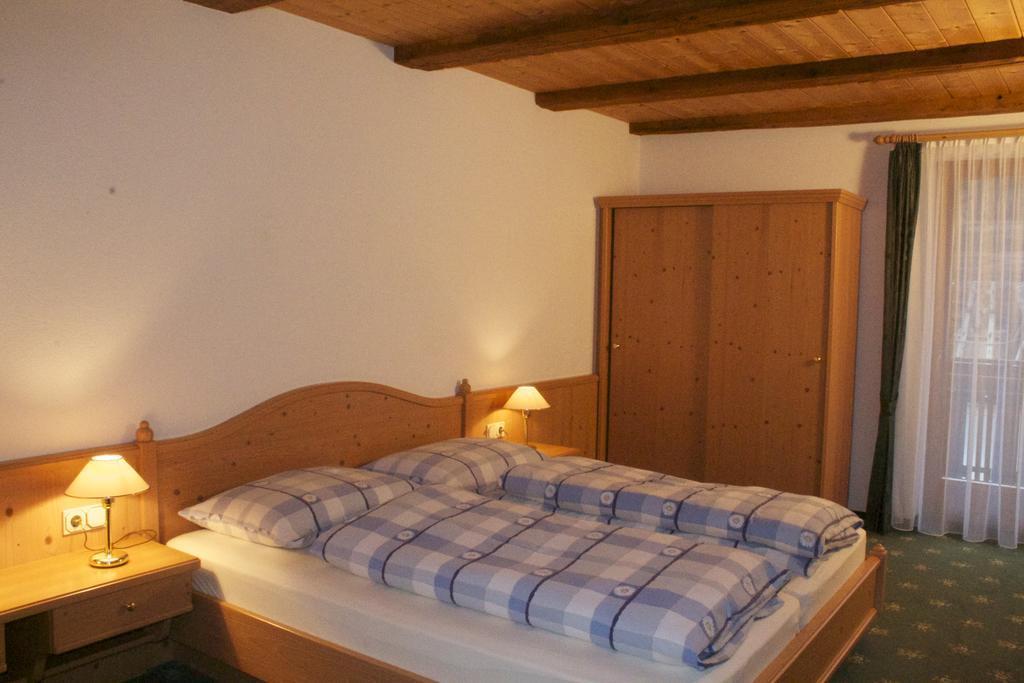 Lenzerhof Villa Lappago Room photo